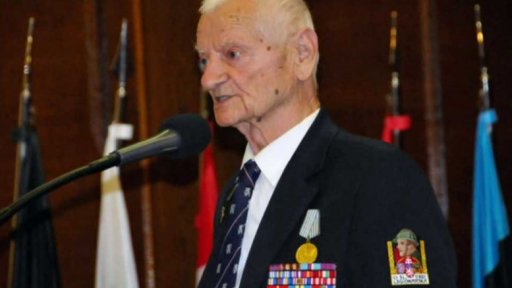 Zemřel Tichomir Mirkovič