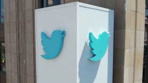 Elon Musk kupuje Twitter