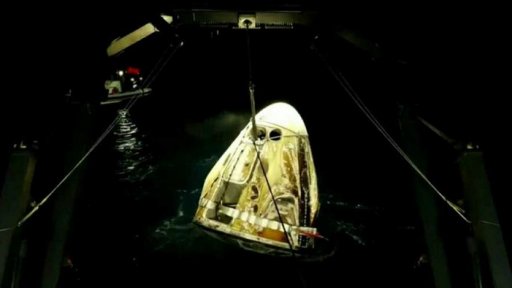 Návrat astronautů z ISS