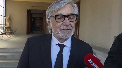 Rozloučení s Evou Zaoralovou