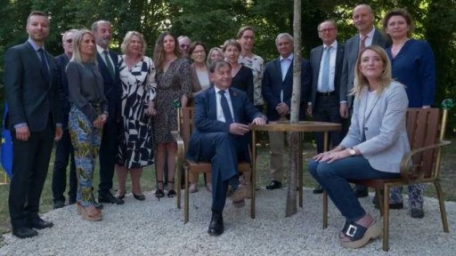 Lavička Václava Havla ve Francii