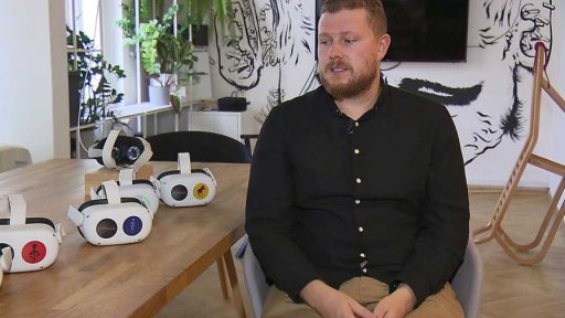 Tmání na benátské přehlídce