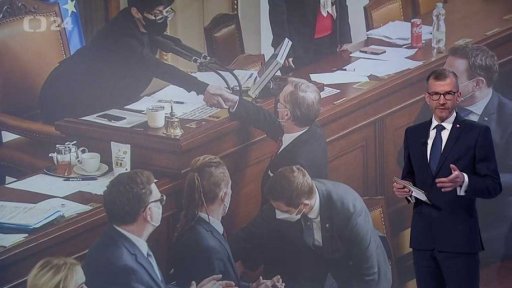 Česko má plnohodnotnou vládu