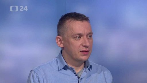 Je správné trestat autora za jeho postoje?