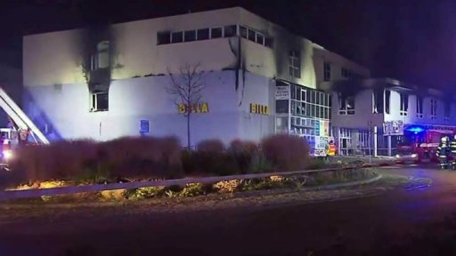 Požár obchodního domu v Benešově