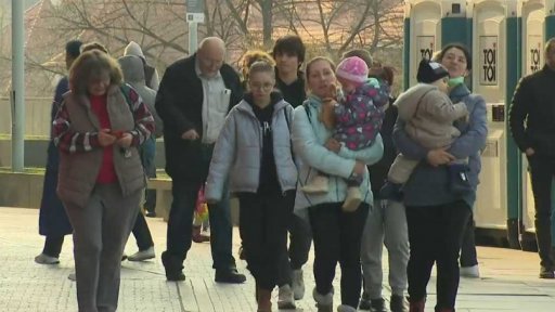 Nápor v uprchlických centrech