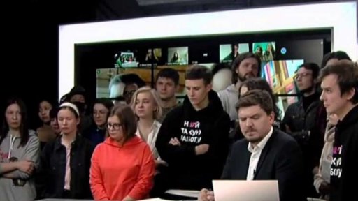 Dokument Dožď na festivalu Jeden svět