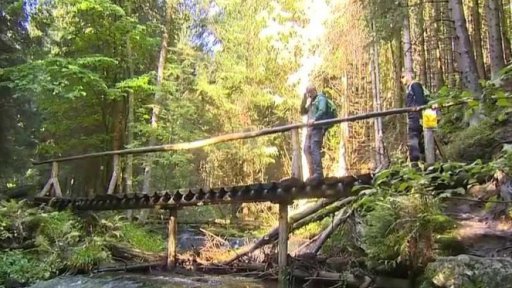 Opravy lávek na stezce Bílé Opavy