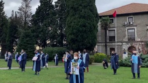 Protesty proti rektorovi Bosporské univerzity