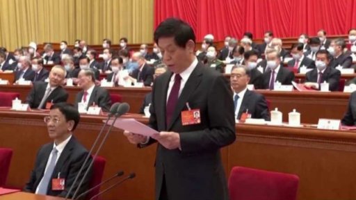 Čínská pozice mezi USA a Ruskem + rozhovor s M. Romancovem