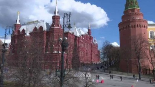 Reakce běžných Rusů na zprávy o masakrech + rozhovor s M. Romancovem