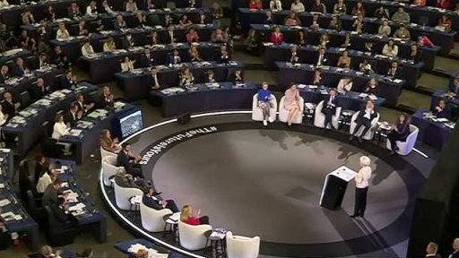 Ruská agrese a úvahy o změně fungování EU + rozhovor s M. Kořanem