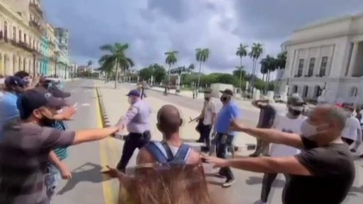 Tvrdý postup kubánského režimu + rozhovor s M. Paloušem