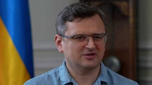 Šéf ukrajinské diplomacie žádá Západ o zbraně