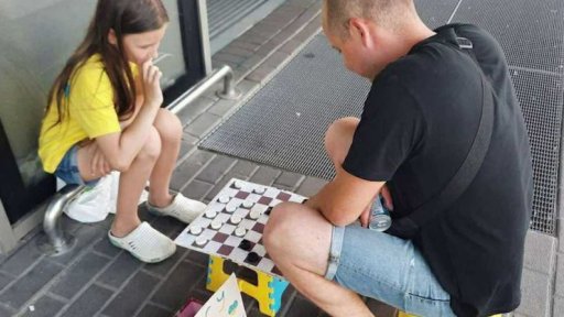 Desetiletá šampionka v dámě hitem Ukrajiny