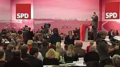 Německá SPD o členství Gerharda Schrödera