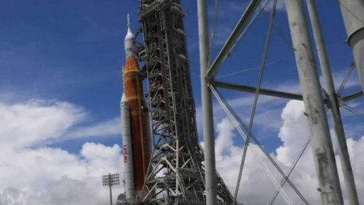 Odložená mise k Měsíci + rozhovor s J. Kolářem