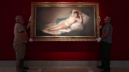 Ženy ze starých obrazů po digitální mastektomii