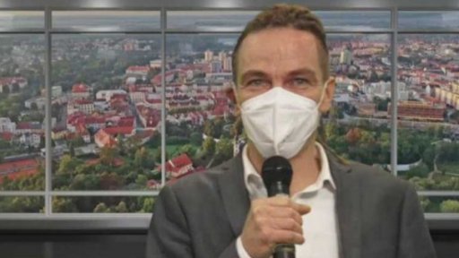 Ivan Bartoš obhájil post Pirátů