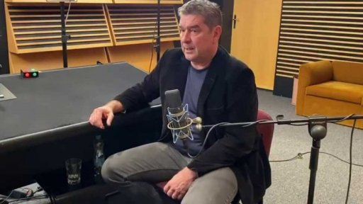 Background ČT24: Tomáš Etzler