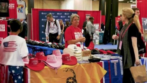 Snažili se americké volby ovlivnit i ruští trollové?