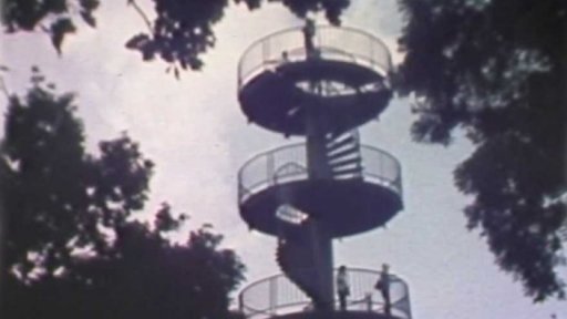 Vandalové poničili rozhlednu a její okolí na Varhošti (1981)