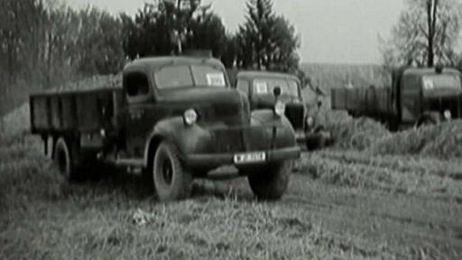 Soutěž nákladních vozidel k urychlení svozu brambor (1952)