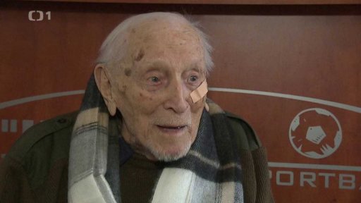 Stočtyřletý pamětník