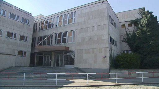 Vyvlastnění školy