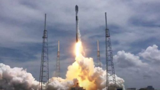 Česká družice Planetum-1 ve vesmíru