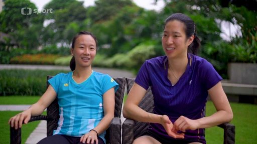 Německá hráčka Yvonne Li a americká hráčka Iris Wang