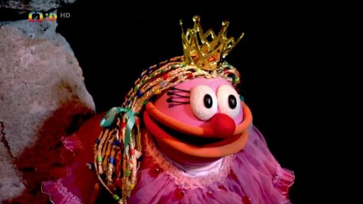 Muf jako drak, Tryskáček princ a Fámula princka hrají dětem divadlo