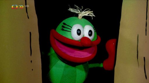 Jůheláci na procházce potkávají Polapila pozorujícího ptactvo. Muf chystá zlobišárnu.