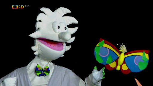 Otylce zezelenaly křídla. Aby to tak byla nějaká choroba.