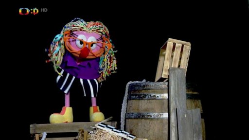 Drsňačka s Mufem závodí o první ranní pozdrav dětem, Fámula to komentuje