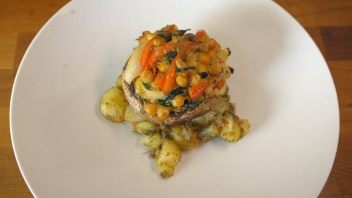 Zapečená portobella s koprovými bramborami