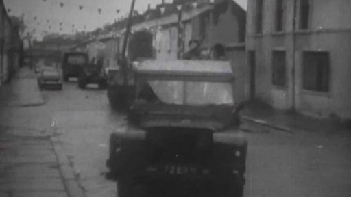 Angličtí vojáci v katolických čtvrtích severoitalských měst