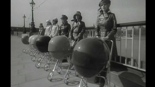 Nejmodernější dětské kočárky a pro dospělejší – helikoptéry