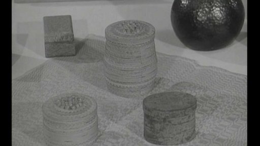 Výstava výrobků žáků Lidové školy tvořivosti v Rize