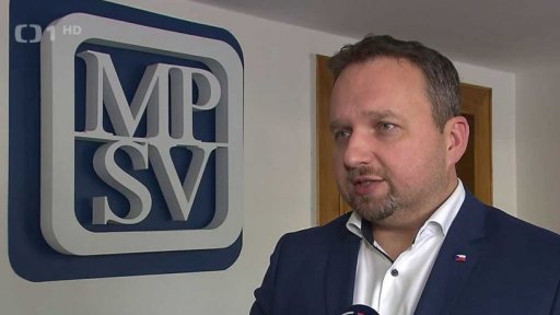 Peníze na výplatu důchodů