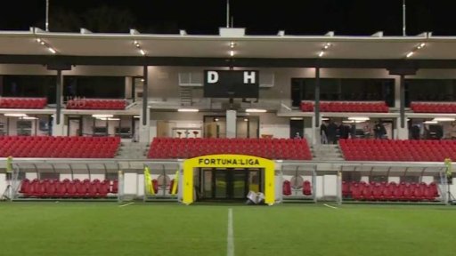 Nový fotbalový stadion v Pardubicích