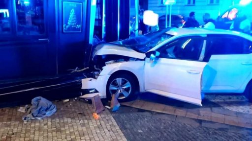 Nehoda u zastávky v centru Prahy