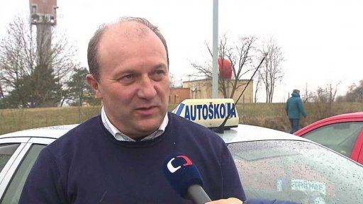 Dohled mladých řidičů