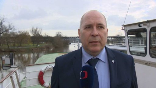 Plánovaný obří jez na Labi