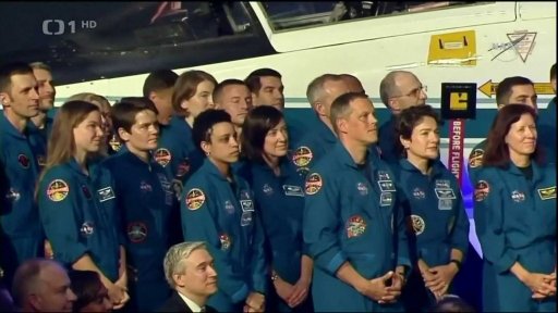 Lidstvo se vrací na Měsíc