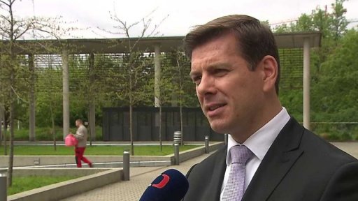 Zdanění tichého vína