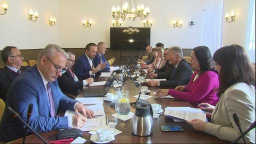 Jednání o růstu minimální mzdy