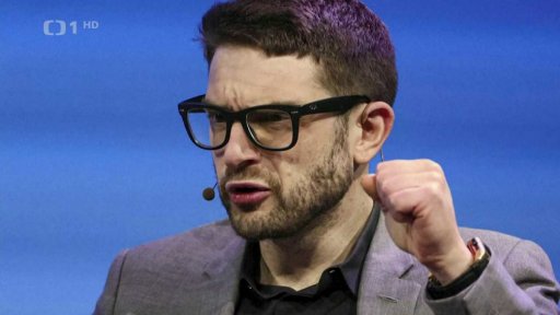 Soros předává kontrolu nad svou firmou