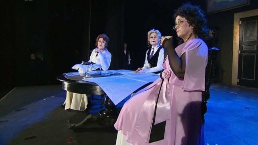 Divadelní představení pod širým nebem