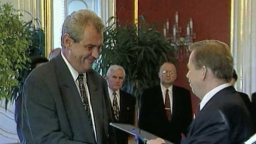 25 let od podpisu opoziční smlouvy